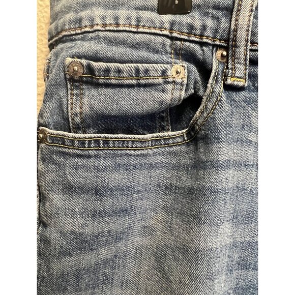 Levis Mens 501 Original Fit Straight Leg Jeans W32 L30 Mid Blue Denim - Picture 6 of 6